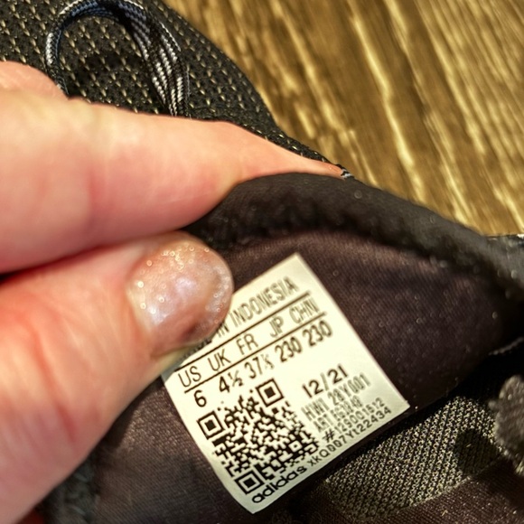 Adidas size 6 womens - Picture 6 of 6